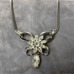 Vintage Floral Rhinestone Necklace Silver Tone Bow‎ Snake Chain Statement Glam